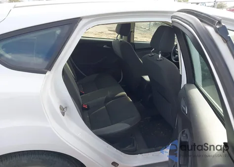 2012 Ford Focus Se z USA, uszkodzony, nr VIN 1FAHP3K23CL239209